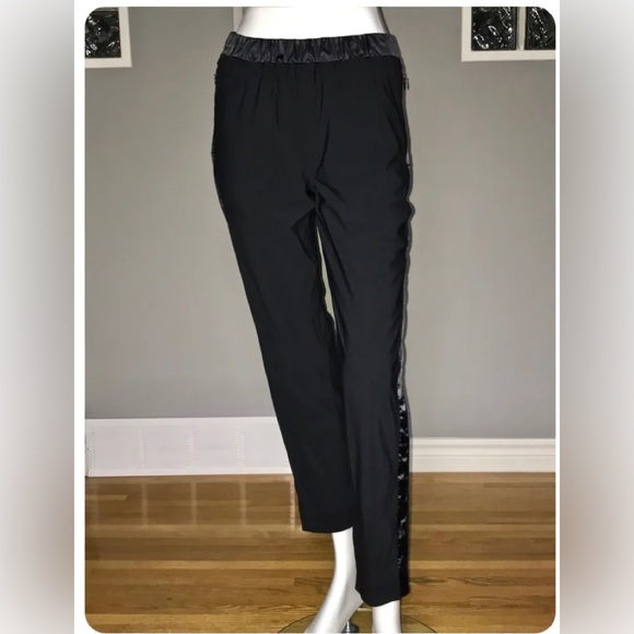 Lululemon rise and shine tuxedo pants EUC 6 - Picture 2 of 11